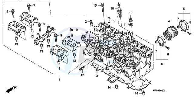 CYLINDER HEAD image