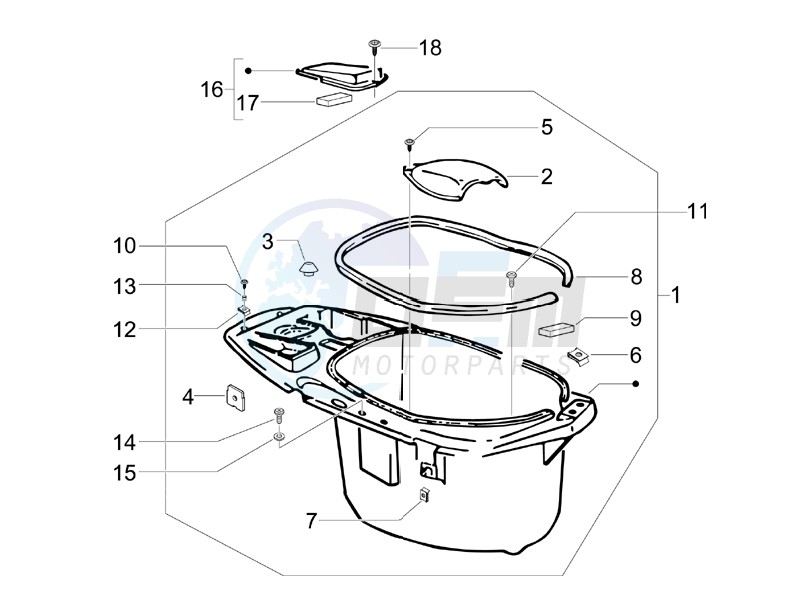 Helmet box - Undersaddle image