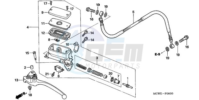 CLUTCH MASTER CYLINDER image