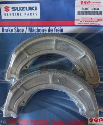 Product image: Suzuki - 64400-38820 - Shoe set, Brake  0