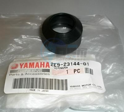 Product image: Yamaha - 2E9231440100 - SEAL, DUST  0