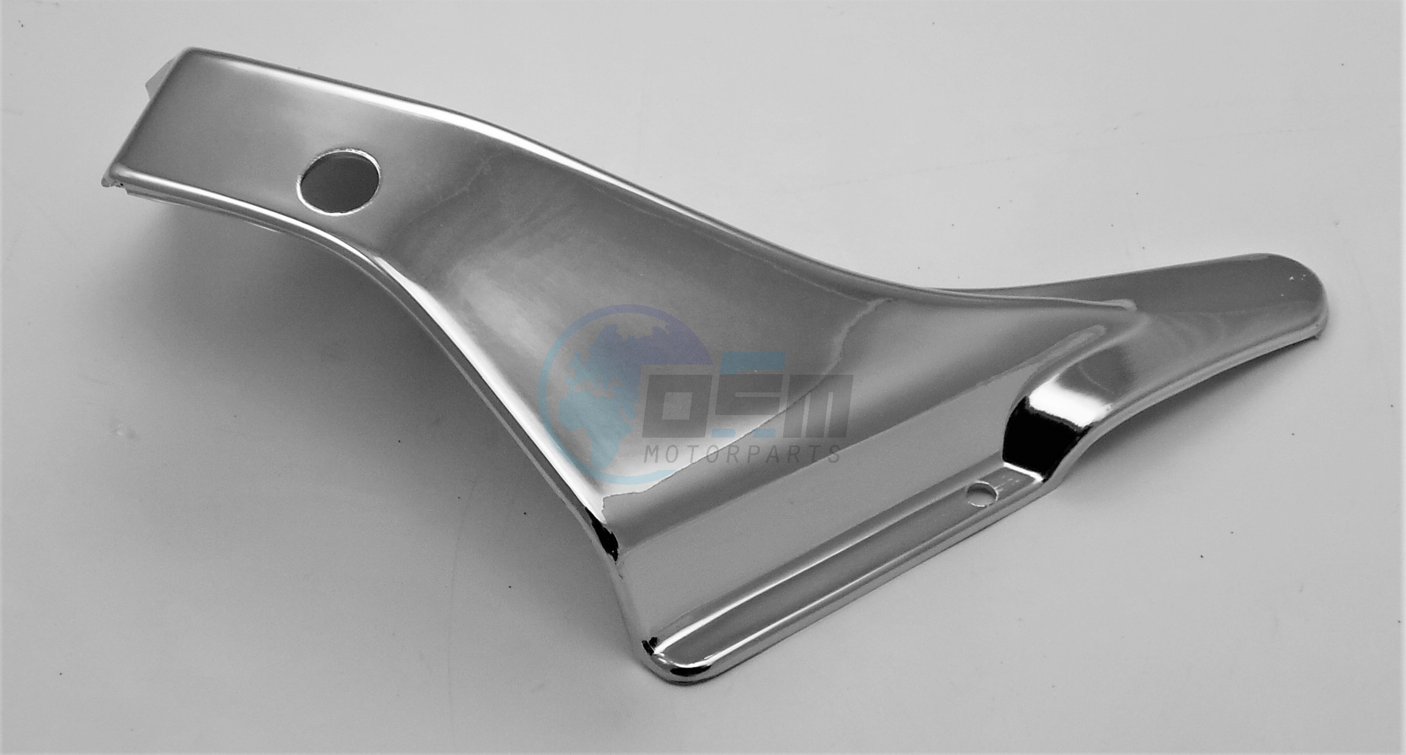 Product image: Moto Guzzi - GU31469081 - RH front protect chrome  0