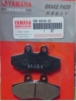 Product image: Yamaha - 5NWW00450000 - BRAKE PAD KIT   0