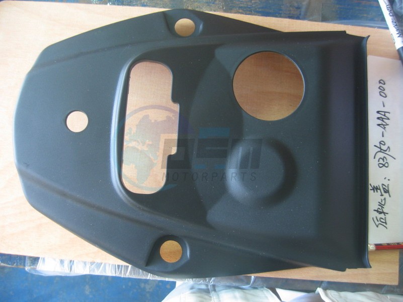Product image: Sym - 83750-AAA-000 - RR CENTER COVER  1
