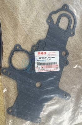 Product image: Suzuki - 61126-91J01 - Gasket, lower cover plate  0