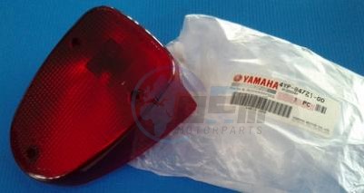 Product image: Yamaha - 4YP847210000 - LENS, TAILLIGHT  0