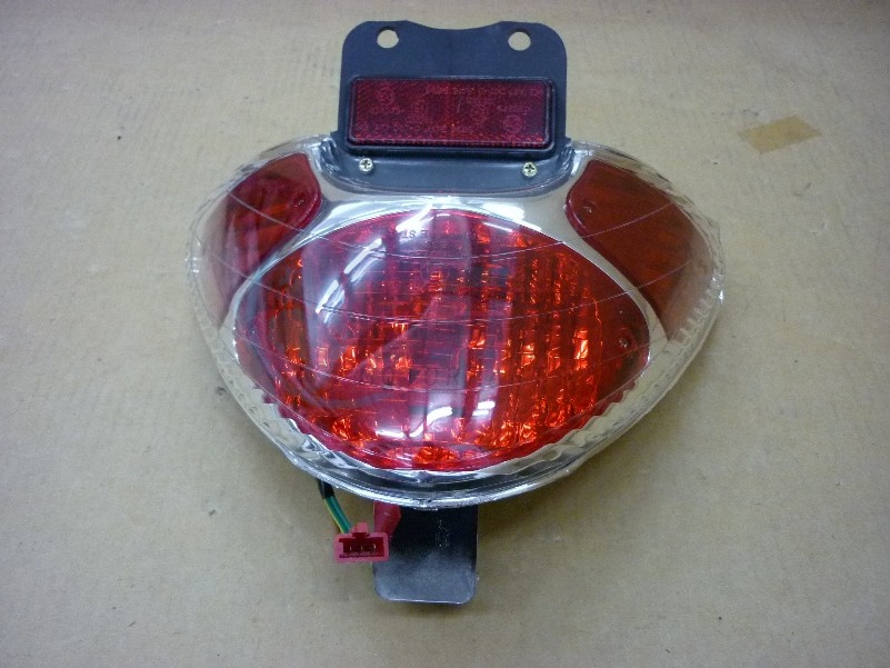 Product image: Sym - 33700-TAE-000 - TAIL LIGHT ASSY  0
