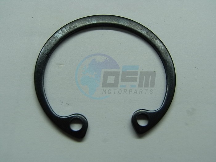 Product image: Sym - 94520-32000 - INNER CIRCLIP 32MM  0