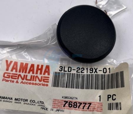 Product image: Yamaha - 3LD2219X0100 - COVER  0