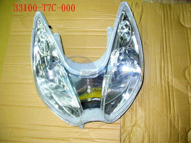 Product image: Sym - 33100-T7C-000 - HEAD LIGHT COMB.  1