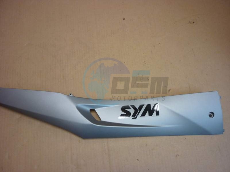Product image: Sym - 8352G-LVA-000-GI1 - R. SIDE COVER SET GY-010U  0