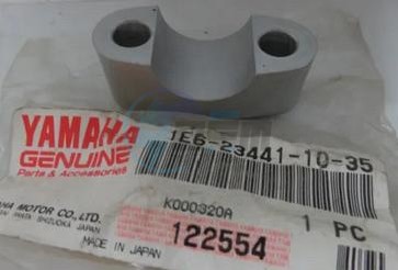 Product image: Yamaha - 1E6234411035 - HOLDER, HANDLE UPPER  0