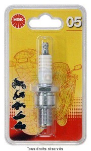 Product image: Ngk - CR7E-B1 - Spark plug CR7E-B1  BLISTER 