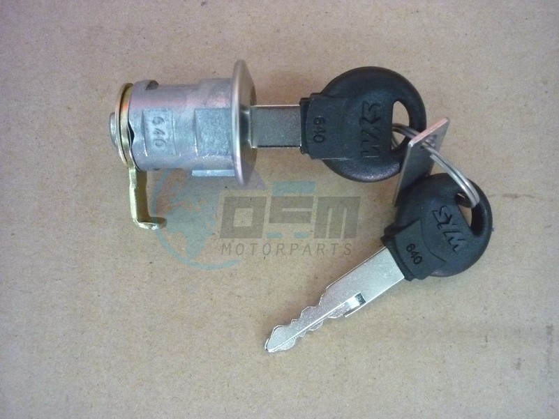Product image: Sym - 77232-T6R-000 - FUEL LID LOCK ASSY  0