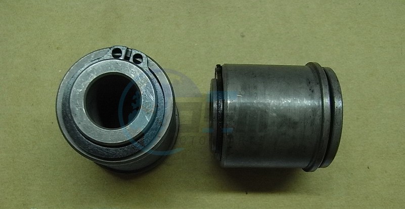 Product image: Sym - 11120-LEA-000 - ENGINE HANGER BUSE ASSY  0
