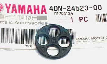 Product image: Yamaha - 4DN245230000 - VALVE   0